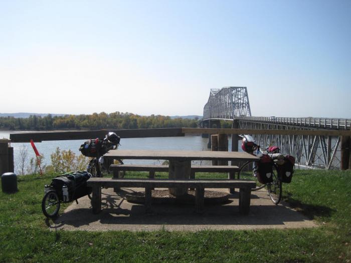 Bike Tour 2012: Crossing the mighty Mississippi - Next Adventure