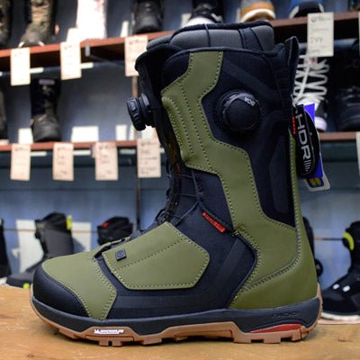 Video: How To Choose The Right Snowboard Boot For You - Next Adventure