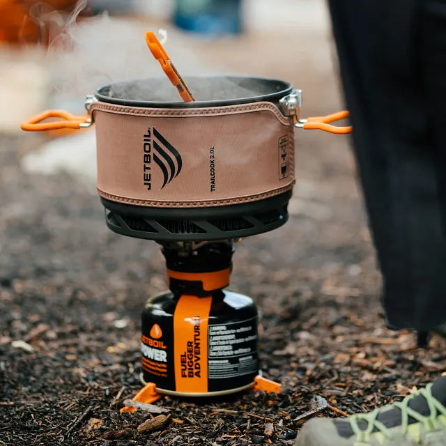 Jetboil TrailCook 2.0L in use