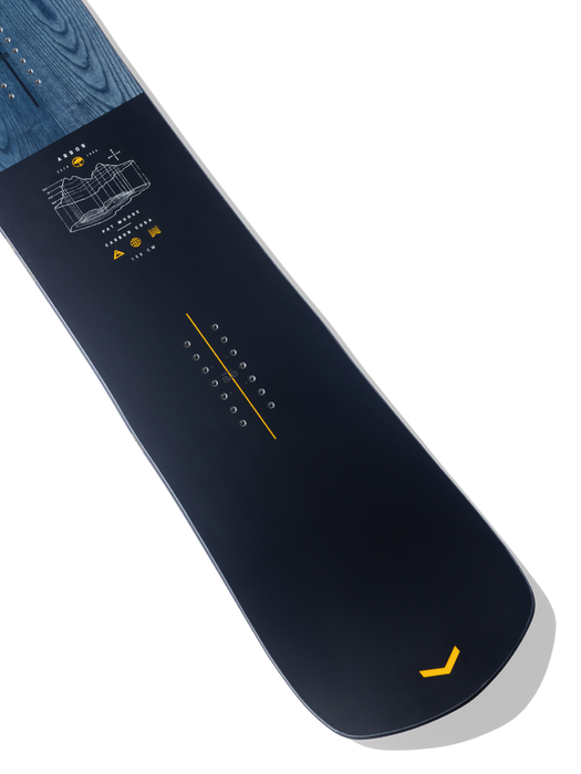 Arbor Carbon Coda Snowboard 2026/27 in use
