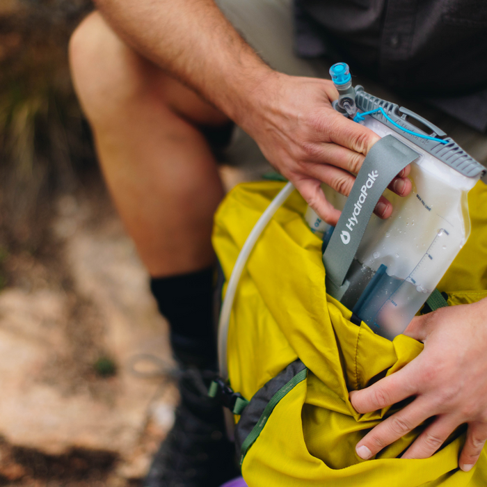 Hydrapak Contour 2L reservoir detail