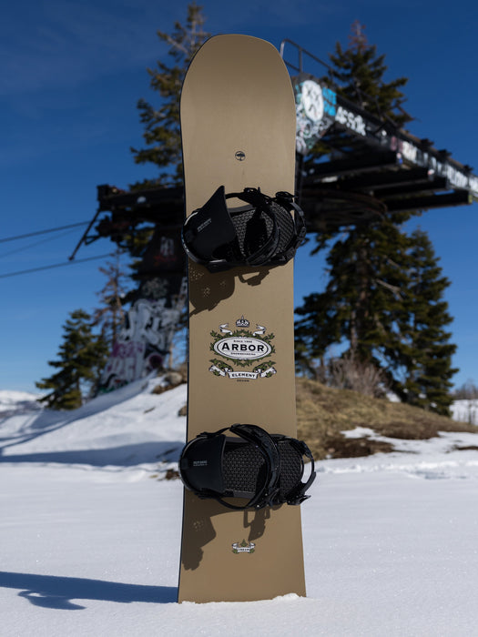Arbor Element Decon Snowboard 2026/27 in use