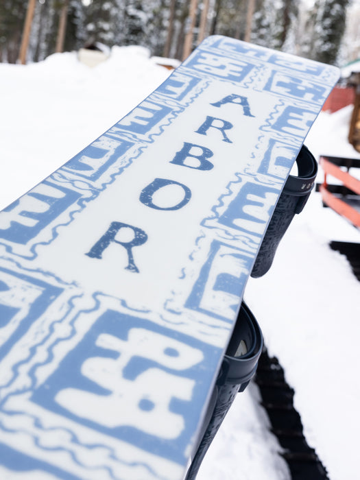 Arbor Swoon Snowboard 2026/27 in use
