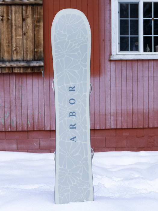 Arbor Veda Snowboard 2026/27 in use