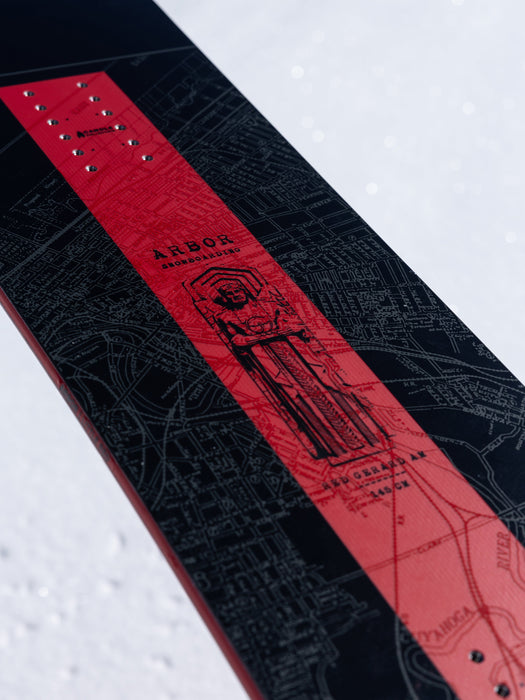 Arbor Red Gerard AM Snowboard 2026/27 in use