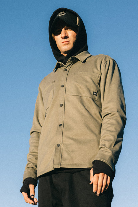 686 Whisper Knit Flannel in Fatigue Green