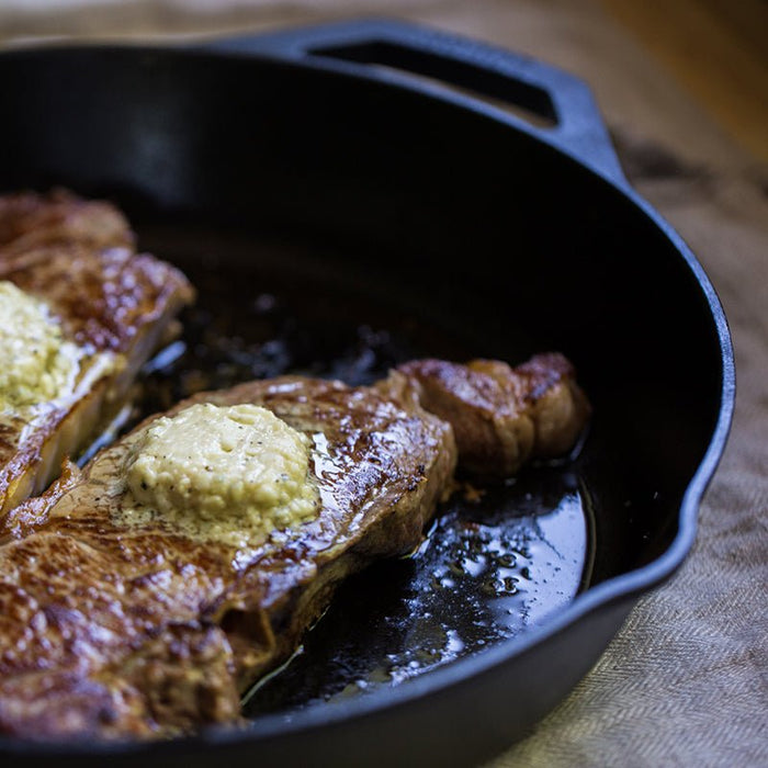 Lodge CAST IRON SKILLET - Next Adventure