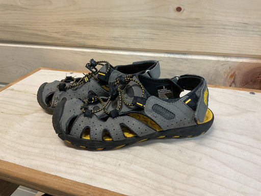 Closed Toe Water Shoes