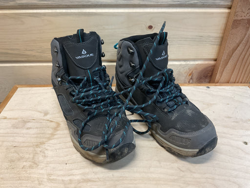 Waterproof hiking boot