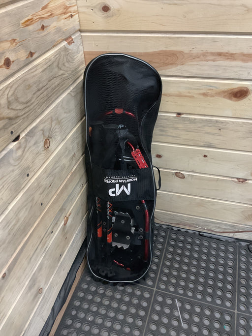 Complete Snowshoe Set