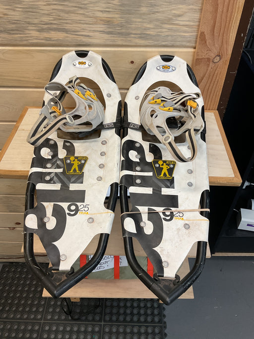 Snowshoes 925