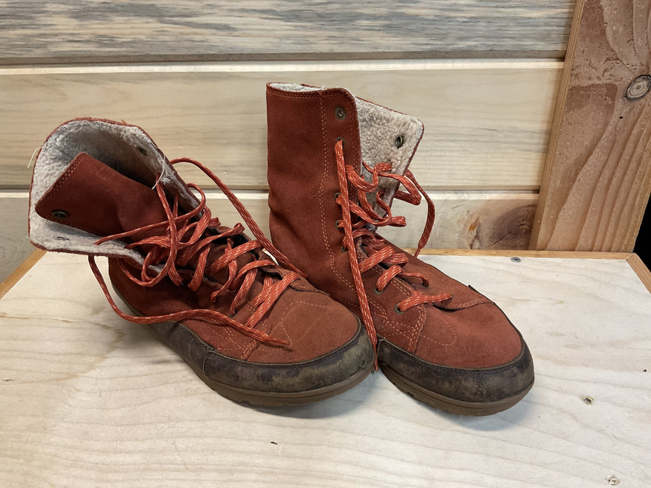 Suede Lace Up Waterproof Boot
