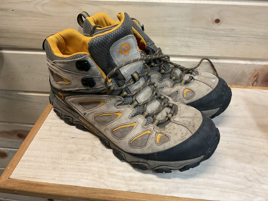 Waterproof hiking boot