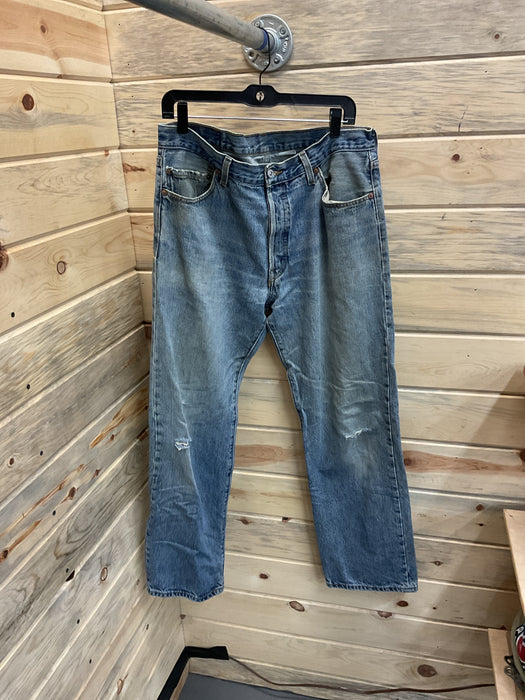 Levi 501 Jeans