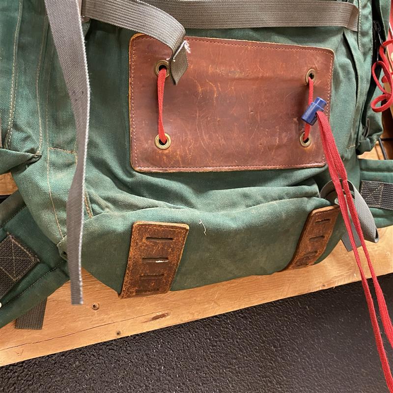 Next Adventure Vintage Schonhofen Leather Trim Internal Frame Backpack Bag Green Seattle - Next Adventure