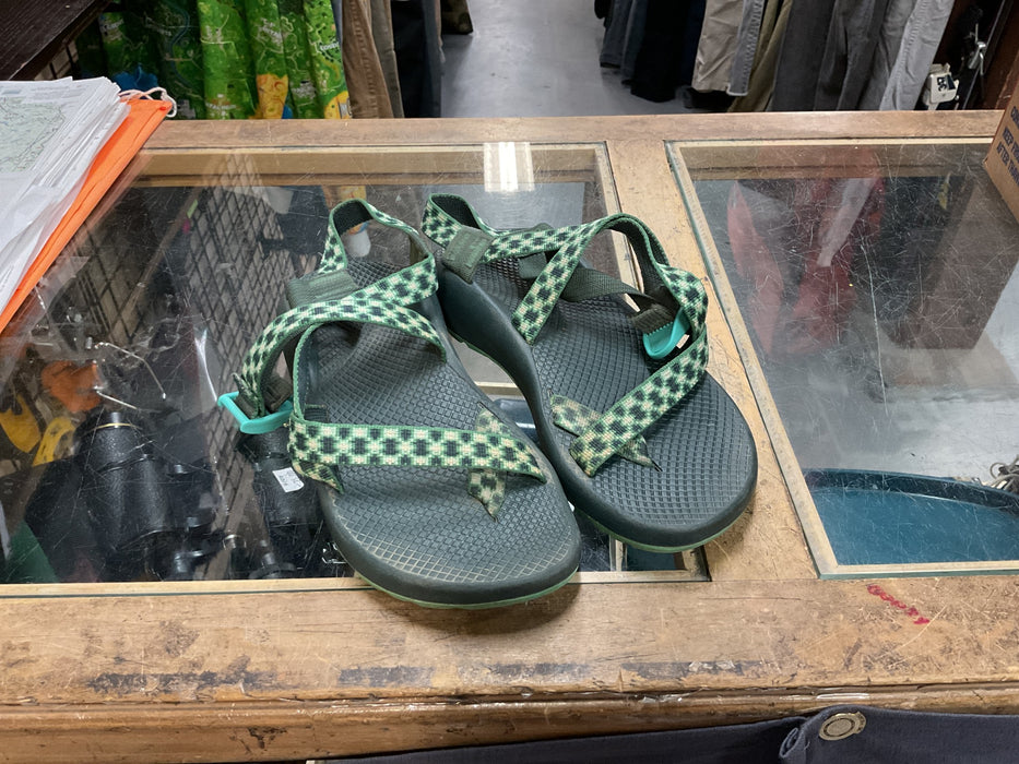 Toe Strap Sandals